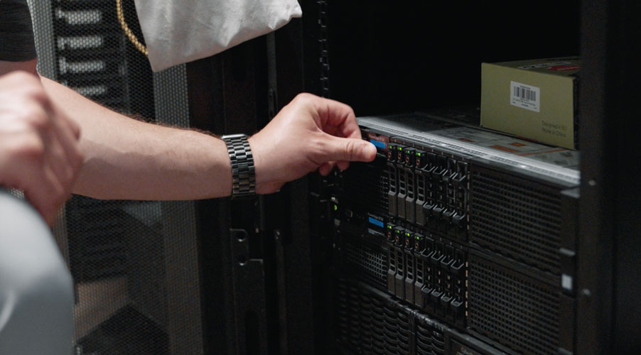 Server IT Hardware Consulting